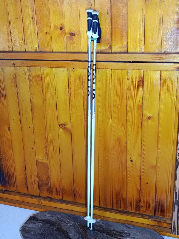 NOVÉ PALICE ITALBASTONI ITALIA WHITE-SILVER 125CM